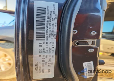 2016 Ram 1500 Slt z USA, uszkodzony, nr VIN 1C6RR7TM5GS118426